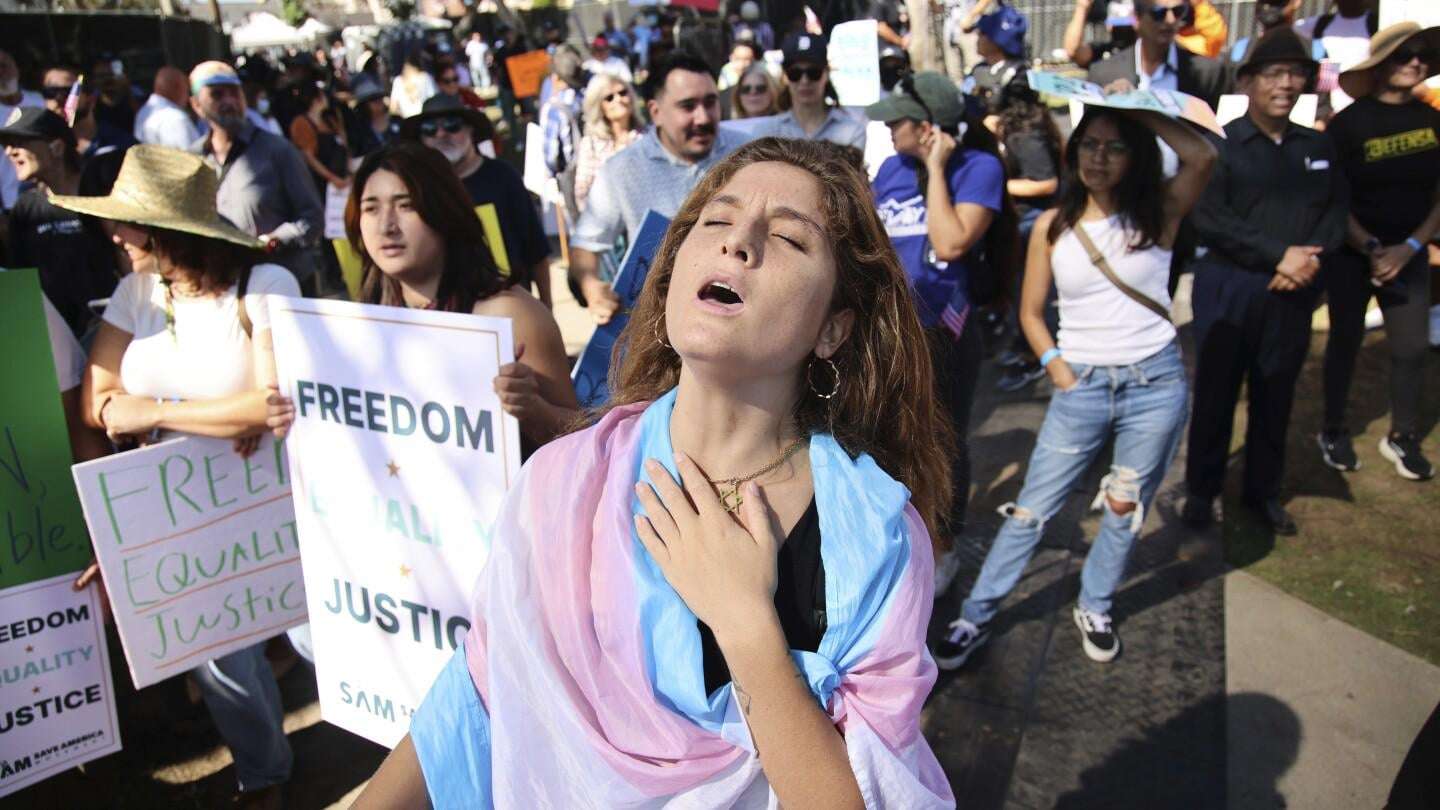 image for California bans most law enforcement officers from wearing masks during operations