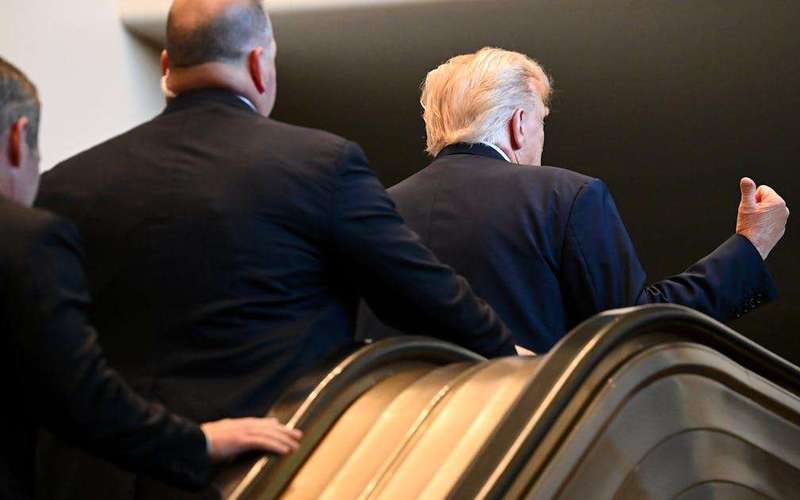 image for Turns Out Trump’s Own Team Messed Up U.N. Escalator and Teleprompter