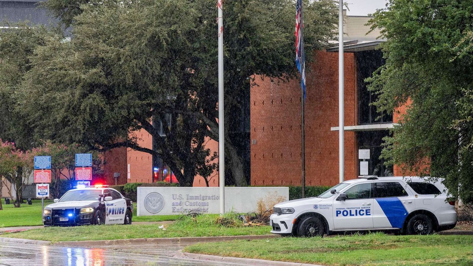 image for Sniper opens fire on Dallas ICE facility, killing 2 detainees, wounding 1: DHS