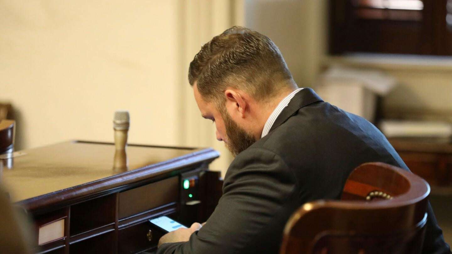 image for GOP lawmaker with ‘joebidennnn69' screen name to plead guilty to sharing child sex abuse videos