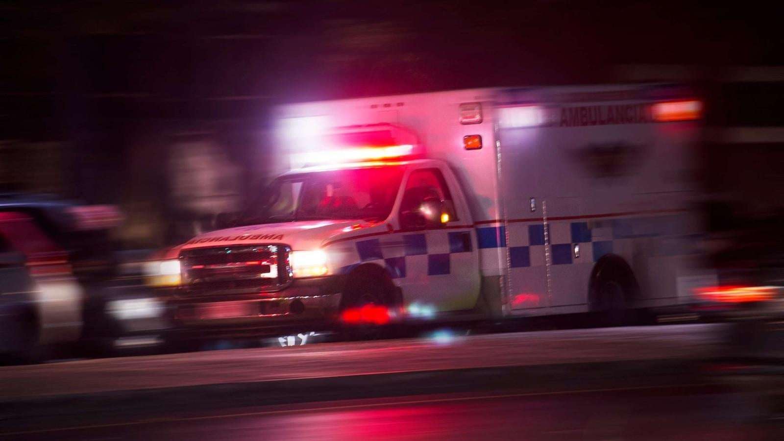 image for 3 dead, 8 injured after shooter in boat opens fire on North Carolina waterfront bar: Official