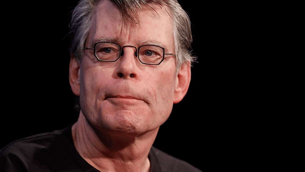 image for Stephen King Played ‘Mambo No. 5’ So Much His Wife ‘Threatened to Divorce’ Him: ‘One More Time, and I’m Going to F—ing Leave You’