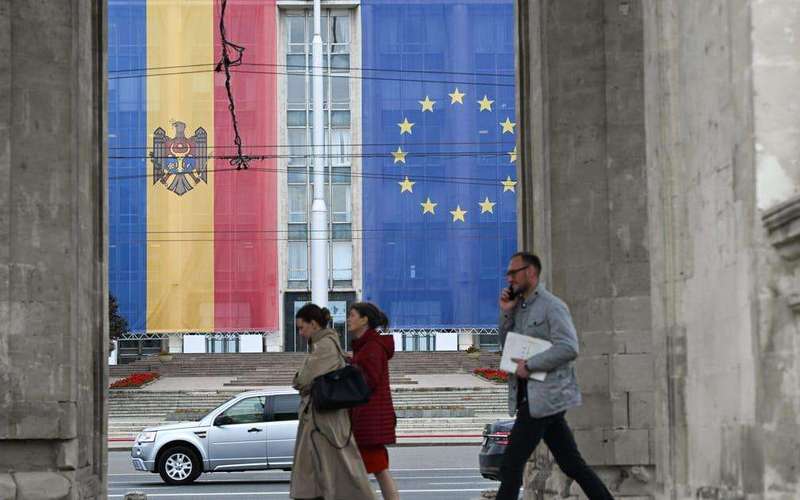 image for Pro-EU party secures majority in high-stakes Moldovan election