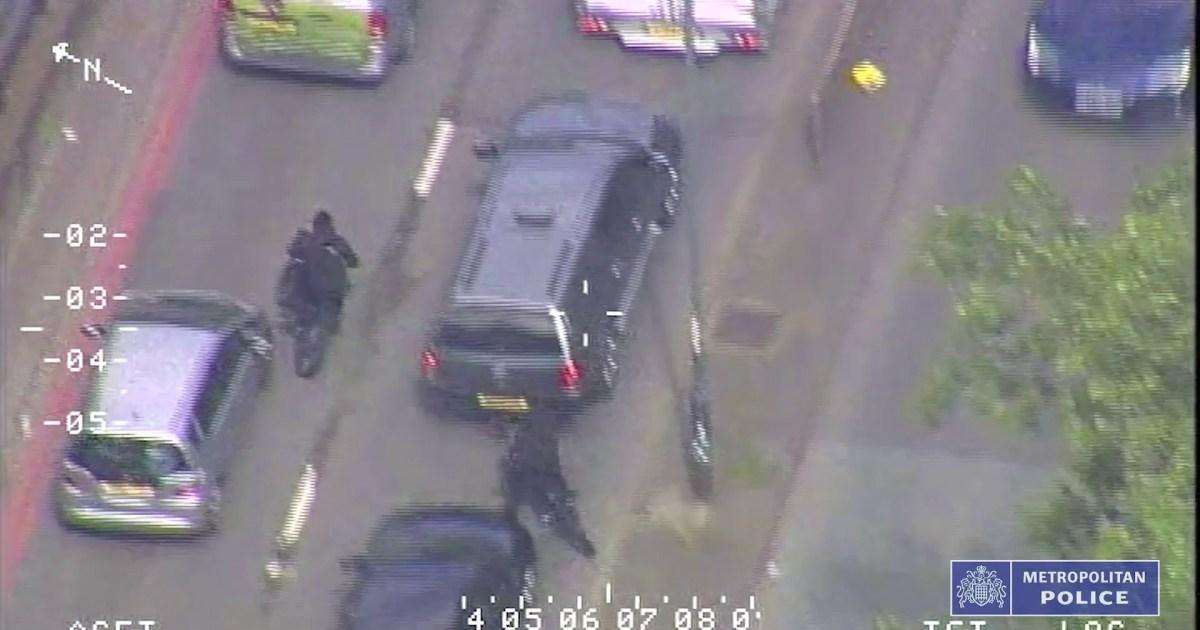 image for Police smash a global smuggling gang snatching 40% of Londoner's phones