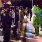 image for The frontline of the Portland warzone