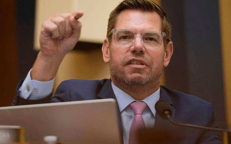 image for Swalwell: 'Epstein bomb' about to drop, 100 GOP members to 'jail break' from Trump