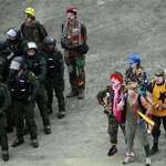 image for The Feds assembling to confront the Antifa Army. Portland, Oregon. 10/9/25 (OC)