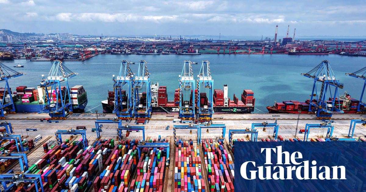 image for Trump threatens 100% China tariffs as Beijing restricts rare-earth exports