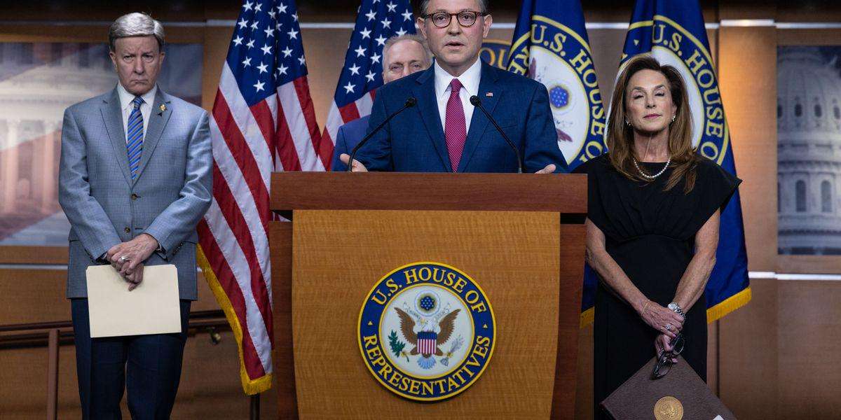 image for GOP Ripped for 'Holding US Economy Hostage' as Nearly Half of States Face Recession