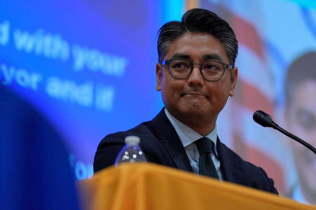 image for Democrat Aftab Pureval wins reelection as Cincinnati mayor, defeating Vance’s relative