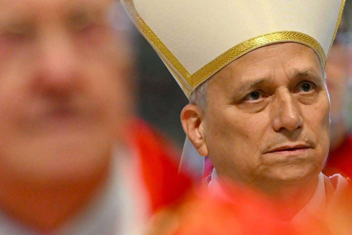 image for Pope Leo slams US military deployment off Venezuela: "With violence, we don't win"