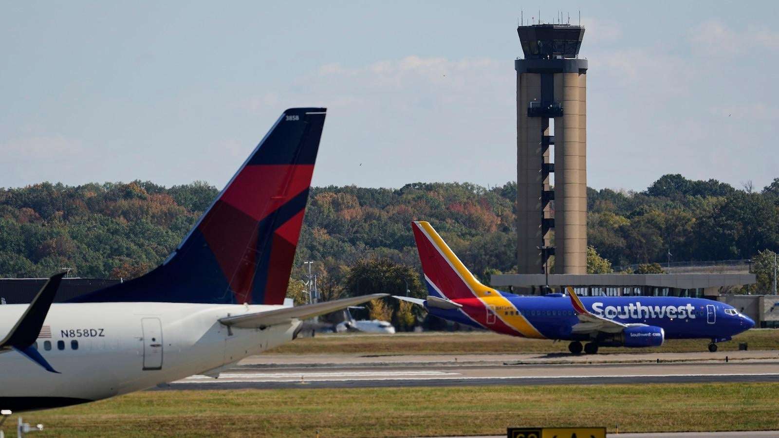 image for FAA says it's cutting thousands of flights a day starting this week due to shutdown. Here's the list of airports where flights are set to be reduced