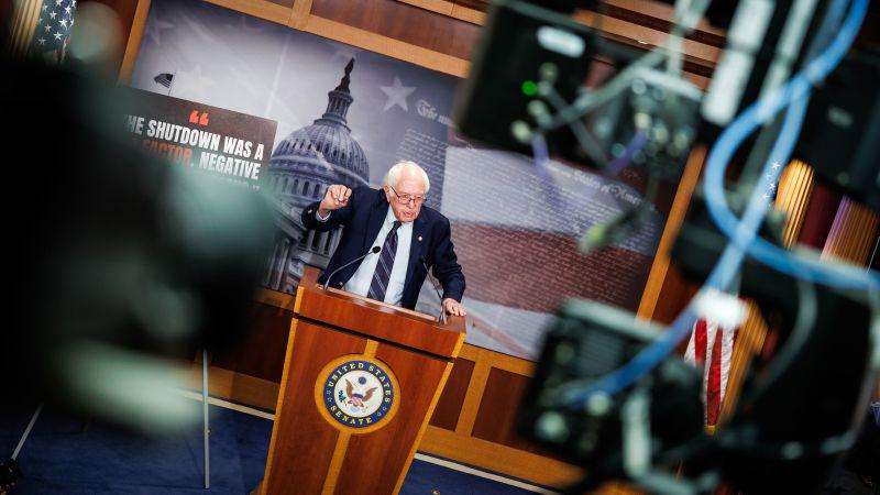 image for Emboldened Democrats mobilize against centrists’ emerging shutdown deal