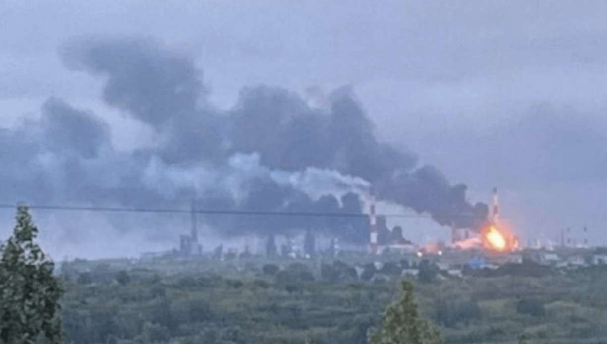 image for Sweden has helped fund 400 drones for Ukraine's strike campaign on Russian oil refineries