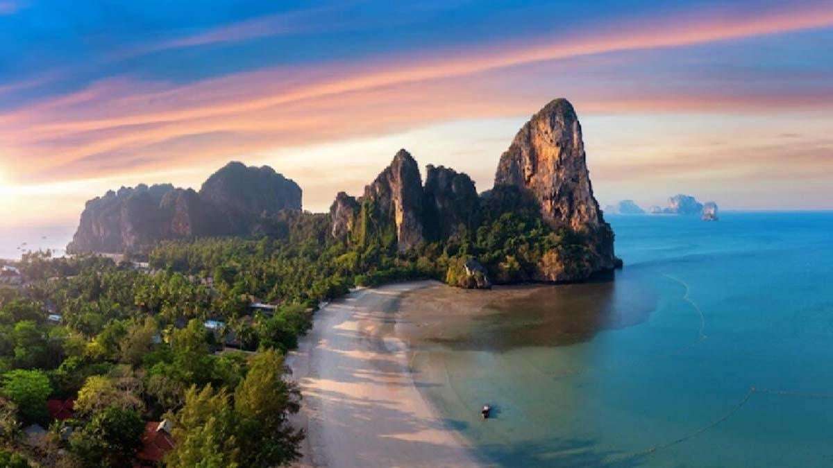 image for Thailand enforces new alcohol law: Steep fines for afternoon drinking, including tourists