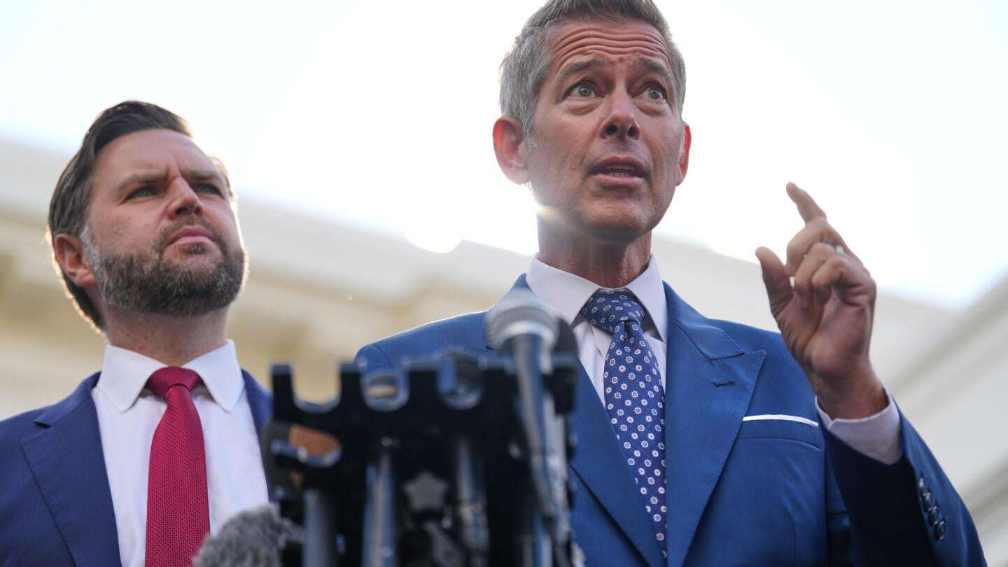 image for California revokes 17,000 commercial driver’s licenses for immigrants
