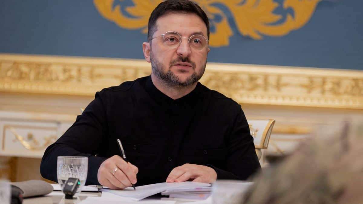 image for Ukraine to import gas from Greece as Zelenskiy seeks €2 billion to cover winter energy needs