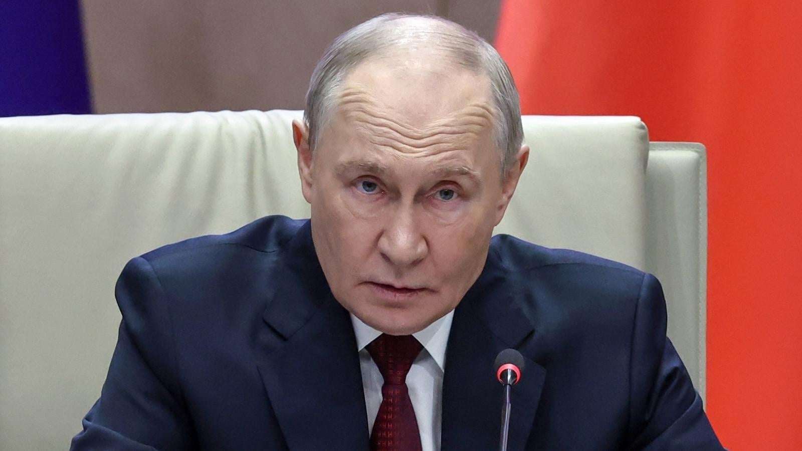 image for Russia ready to 'fight to the last Ukrainian,' Putin says amid US peace drive