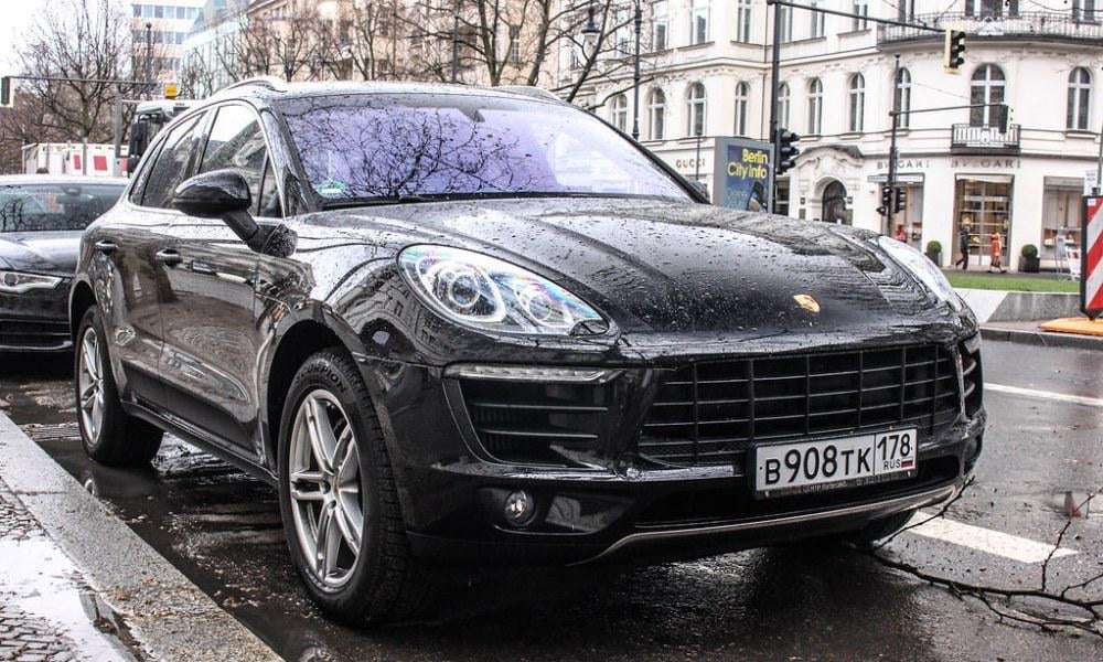 image for Hundreds of Porsche Cars in Russia Shut Down After Satellite System Failure