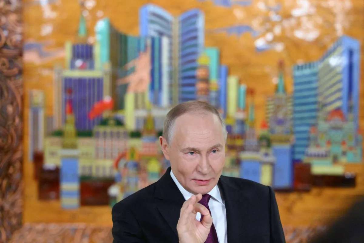 image for Putin Says Russia Will Take All of Ukraine's Donbas Region Militarily or Otherwise