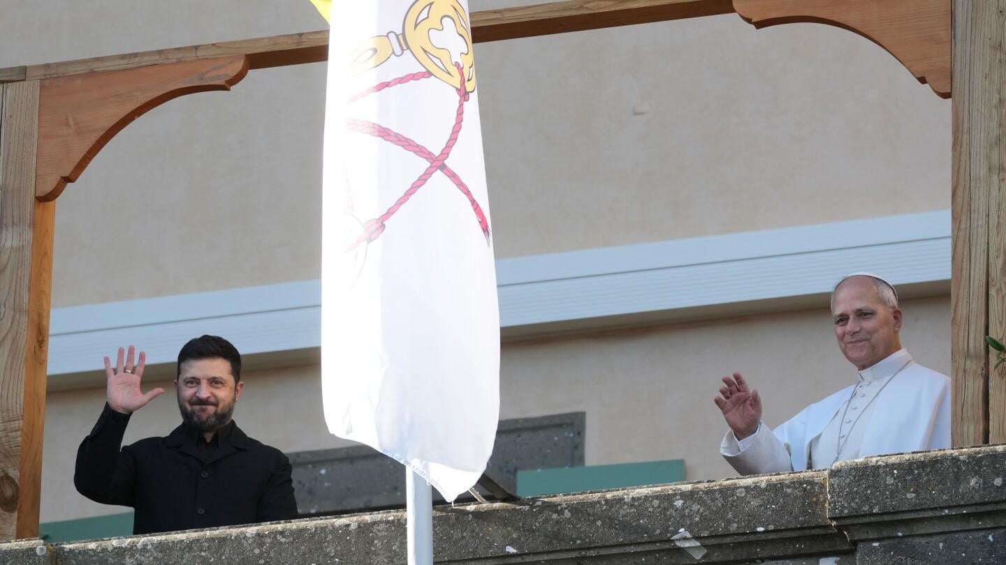 image for Zelenskyy reaffirms his refusal to cede land to Russia as he rallies European support