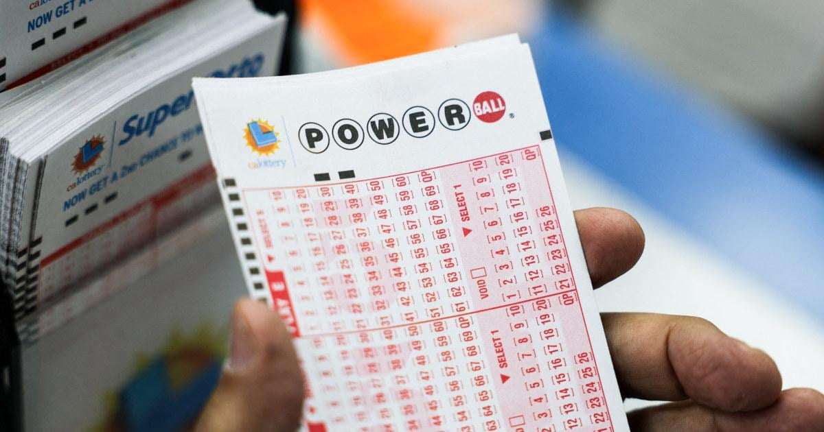 image for Powerball jackpot rises to $1.1 billion after no winner drawn