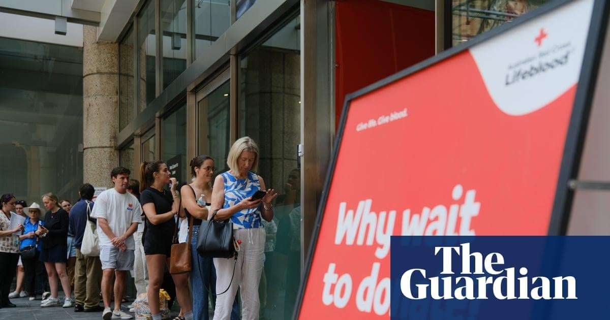 image for Why did Sydneysiders queue up to four hours to give blood after the Bondi attack? Here’s what they told us