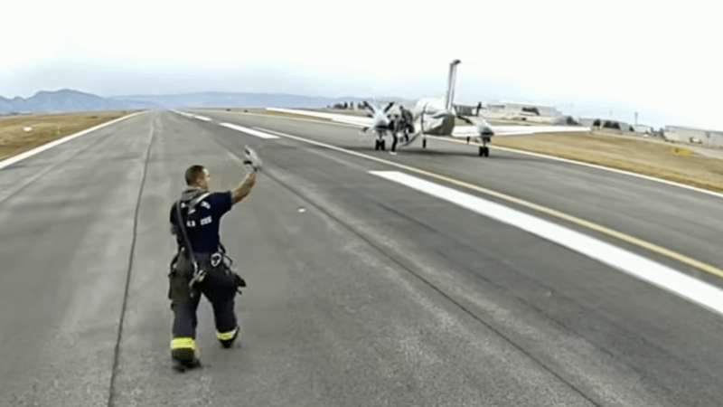 image for Airplane lands itself after in-flight emergency, in a first for aviation automation