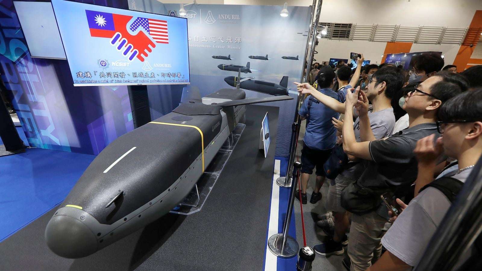 image for China sanctions 20 US defense companies and 10 executives
