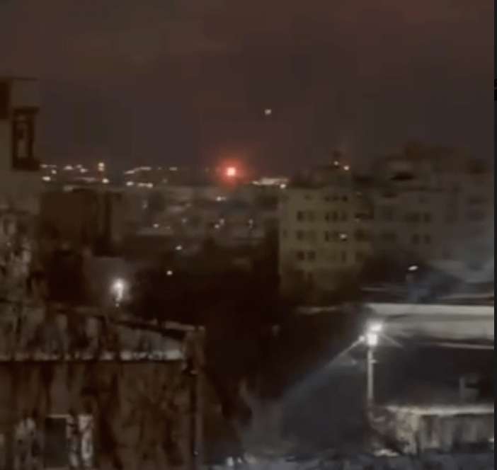 image for Russia's Syzran Oil Refinery under attack by Ukrainian drones, media reports