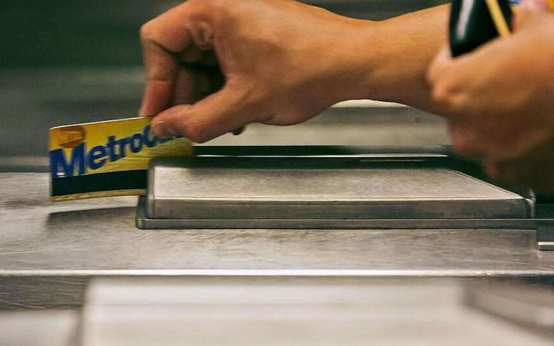 image for New York subway ends its MetroCard era and switches fully to tap-and-go fares