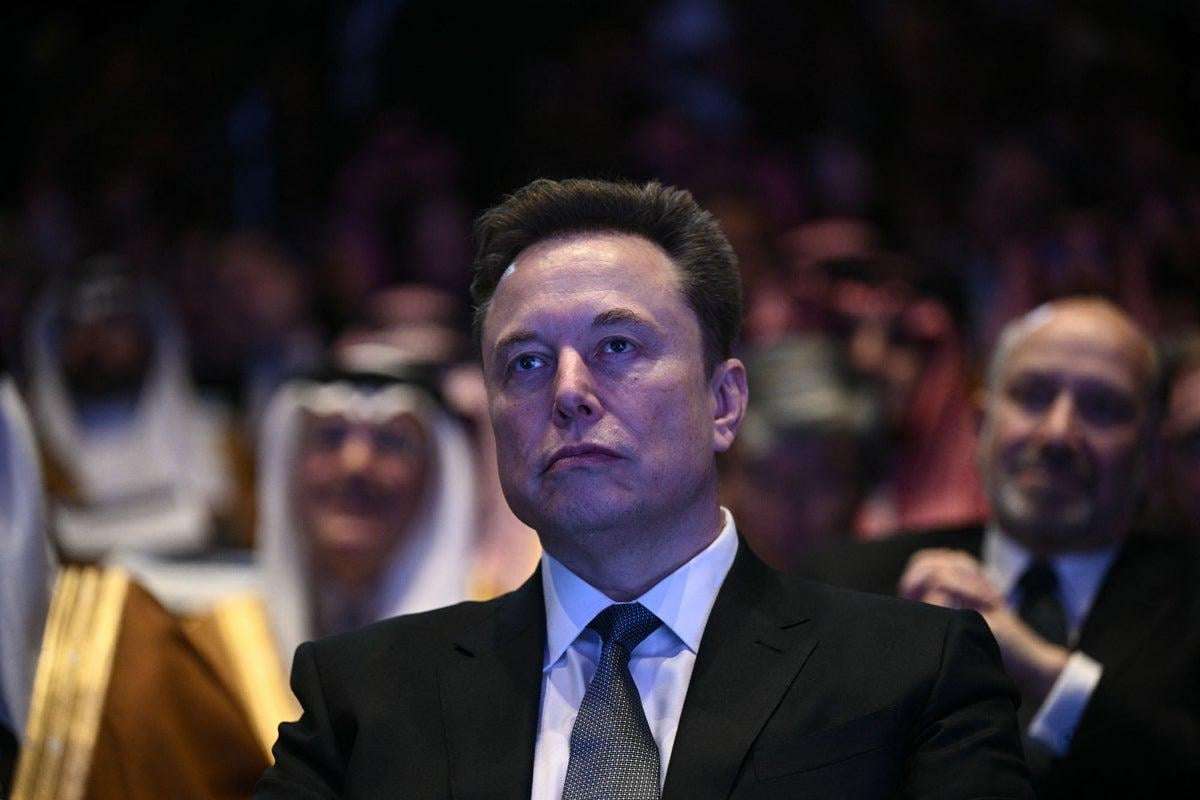 image for Elon Musk’s lawyer is a working clown