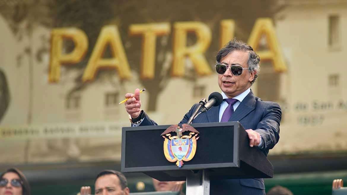 image for Colombia calls for emergency UN, OAS meetings after US air strikes in Venezuela