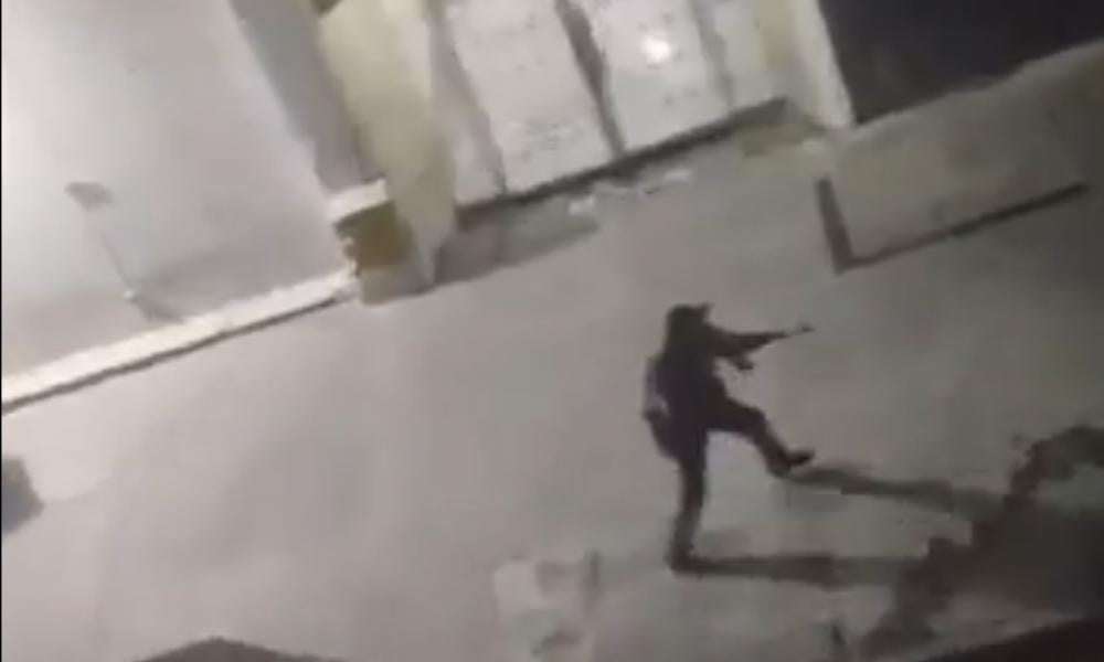 image for Reports of gunfire near Venezuela’s presidential palace