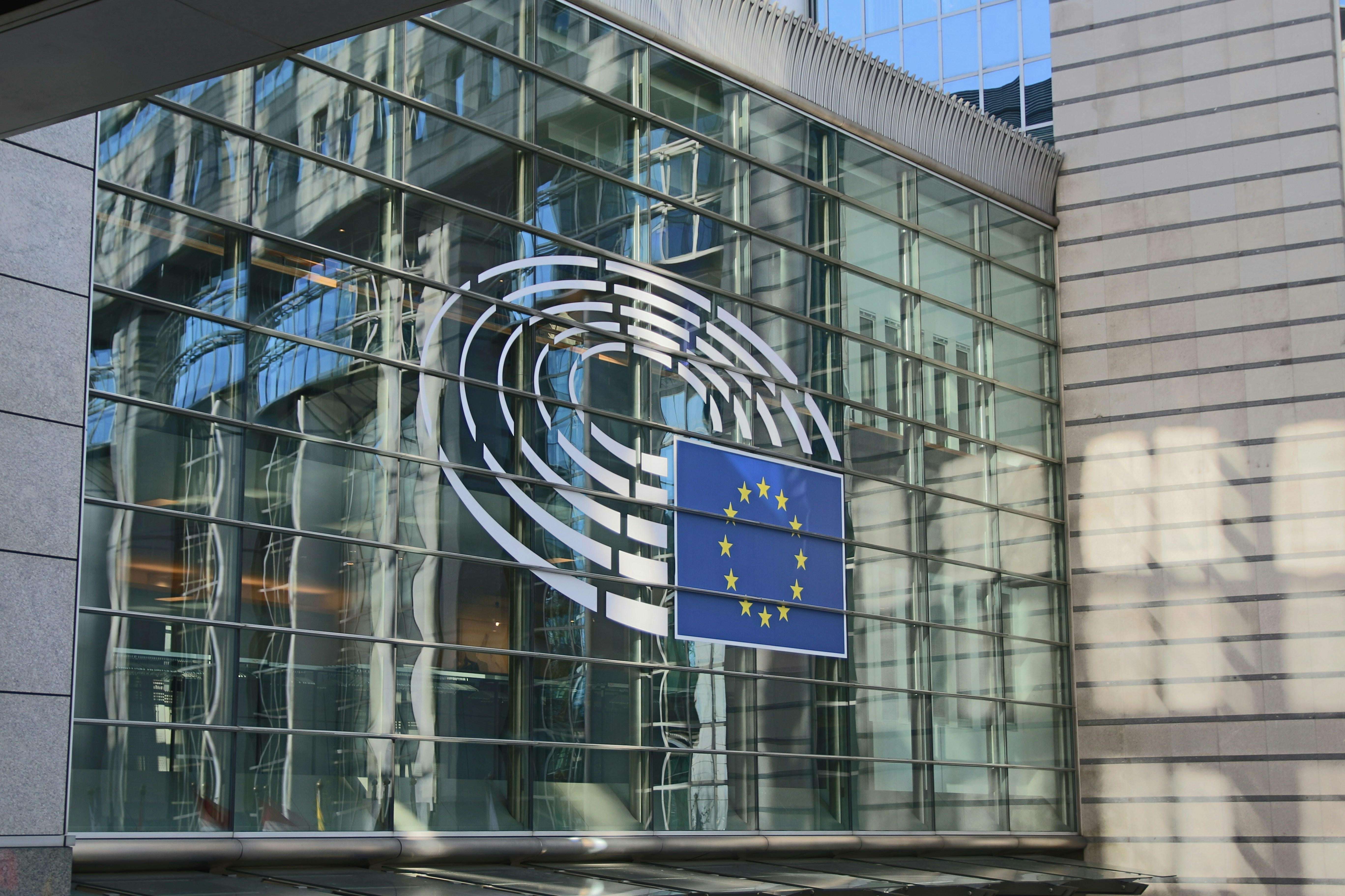 image for European Parliament calls for reducing dependence on U.S. tech giants and building Europe’s own digital infrastructure