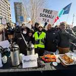 image for OC: Yubi, who immigrated to the U.S. when he was a teenager, giving tea to protestors in Minneapolis