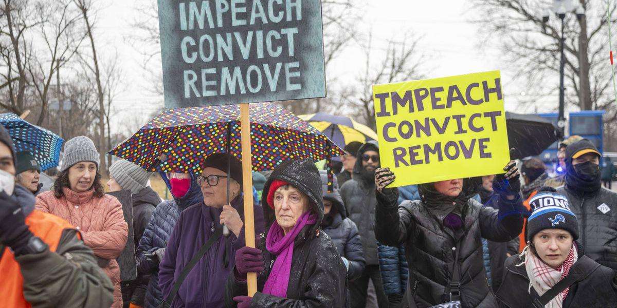 image for Why Aren't the Lawyers and Bar Associations Screaming From the Rooftops for Trump's Impeachment?