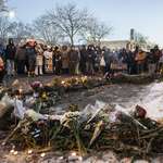 image for OC: People mourn at a makeshift memorial where 37-year-old Alex Pretti was killed by federal agents