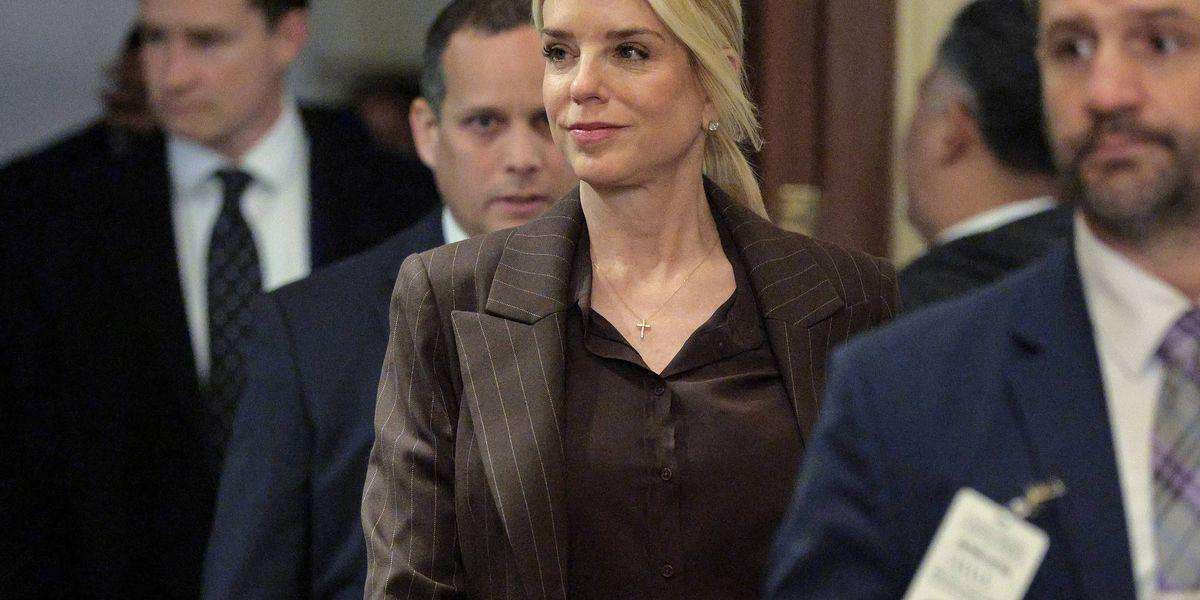image for Bondi Demands Walz Turn Over Minnesota Voter Rolls to 'Restore Rule of Law' to State