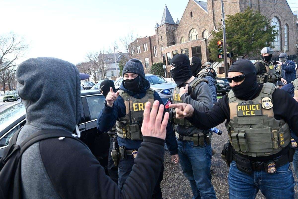 image for Morale plummeting among ICE agents over long hours, quotas and public hatred: reports