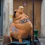 image for [OC] Trump statue in Paris