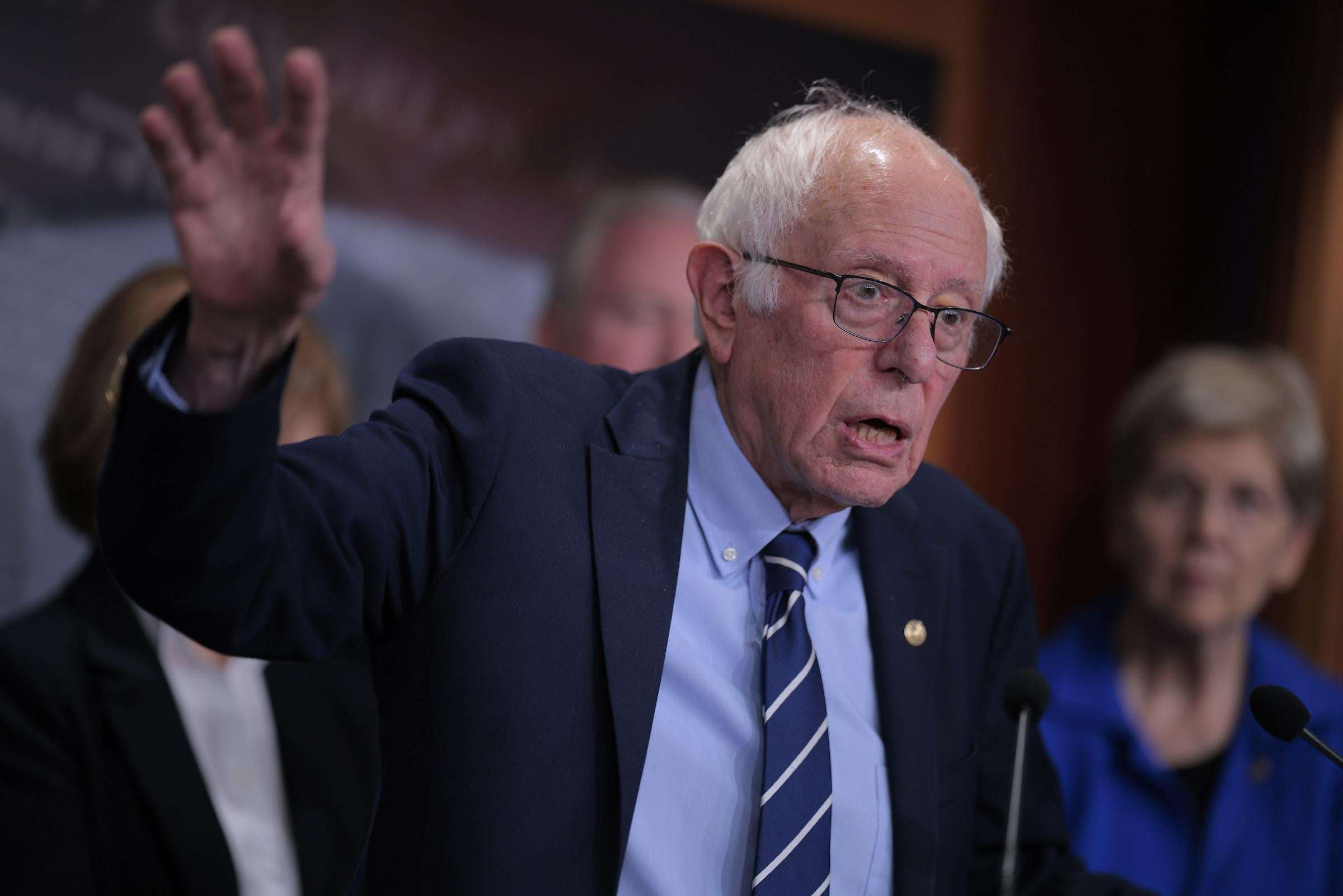 image for All Democrats Backed Sanders Push to Repeal $75B for ICE to Undo Medicaid Cuts