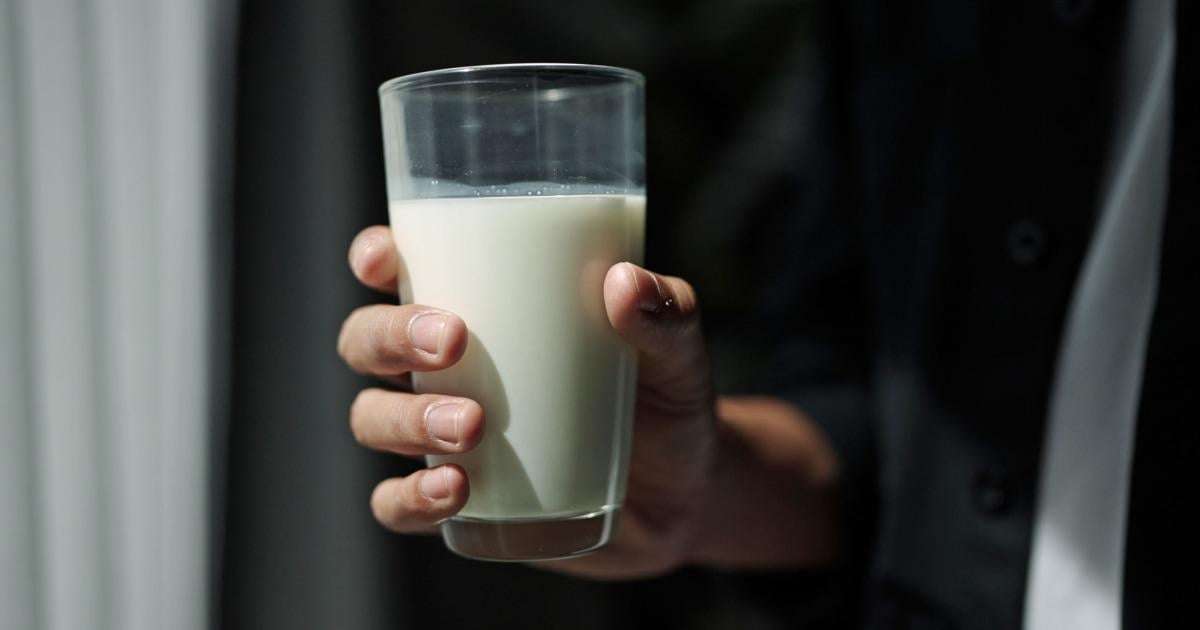 image for New Mexico warns against consuming raw milk after newborn dies from listeria