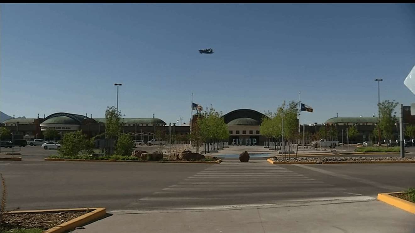 image for FAA lifts El Paso airspace closure after cartel drone breach, federal officials say