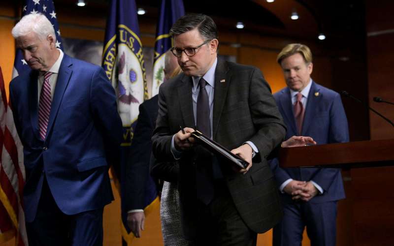 image for House GOP passes sweeping anti-voting bill that could disenfranchise millions, sends measure to Senate