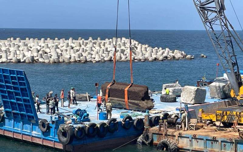 image for After 1,600 years underwater, remains of the Lighthouse of Alexandria emerge