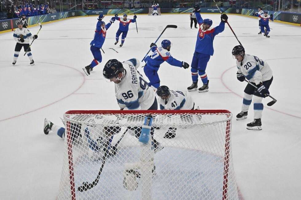 image for A fugitive on the run for years is arrested when he turns up at the Olympics to watch hockey