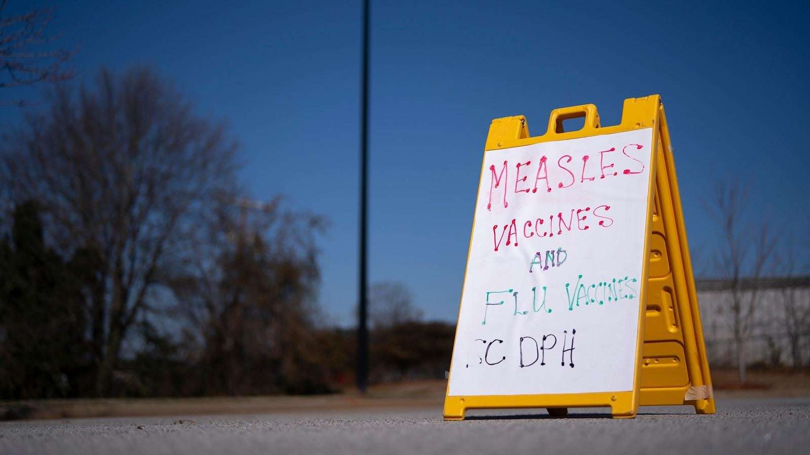 image for Measles cases surpass 900 in US with infections in 24 states: CDC