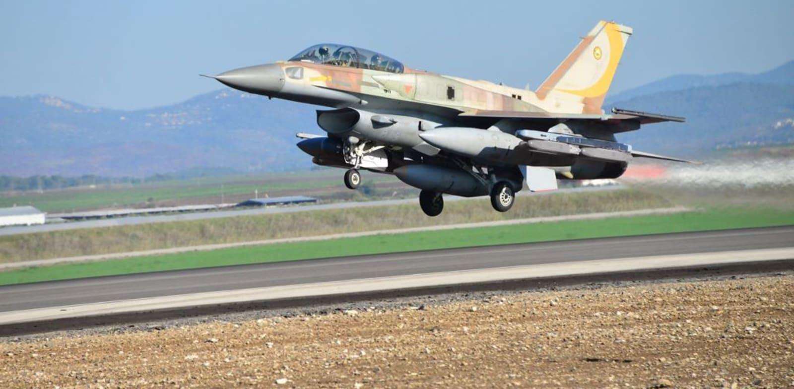 image for India agrees arms deals with Israel worth $8.6b - report