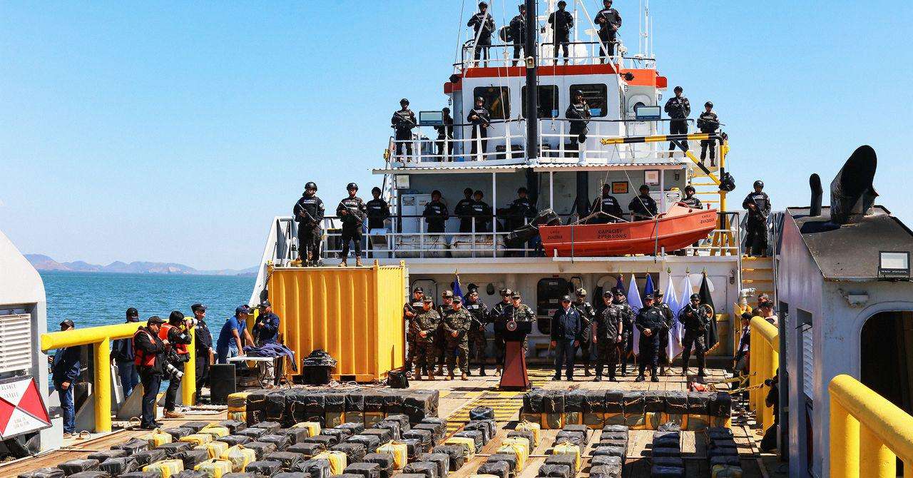 image for ‘Narco-Submarine’ Carrying 4 Tons of Cocaine Captured by Mexico’s Navy